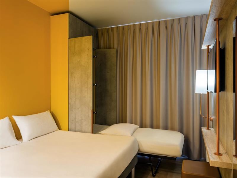 Ibis Budget Geneve Saint Genis Pouilly Exterior photo