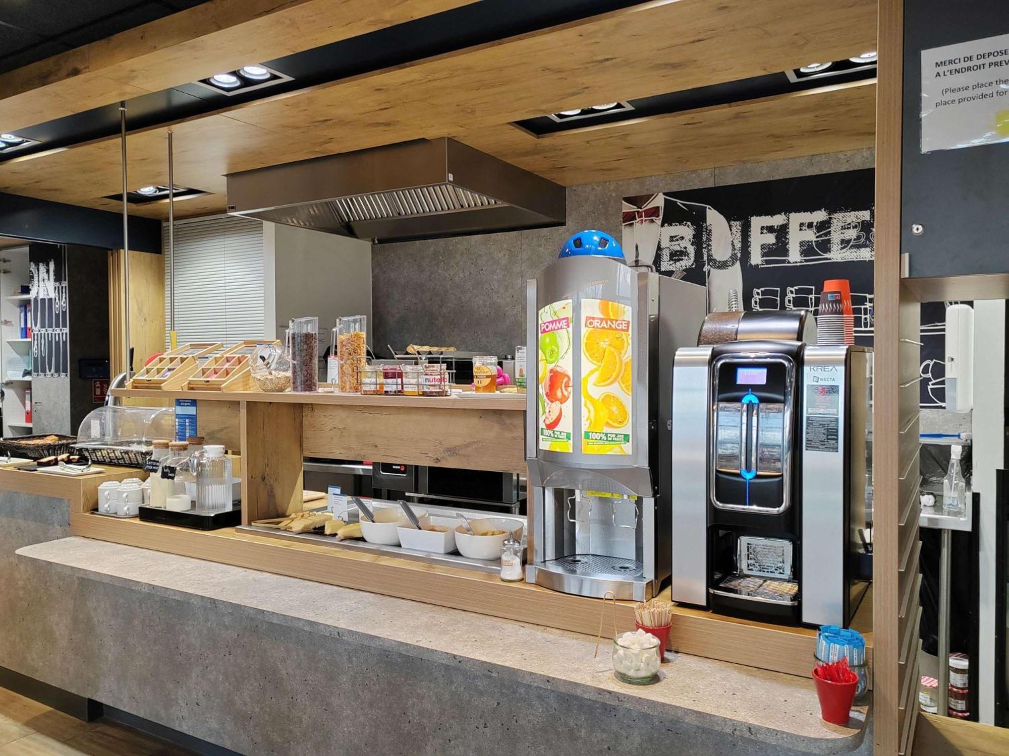 Ibis Budget Geneve Saint Genis Pouilly Exterior photo