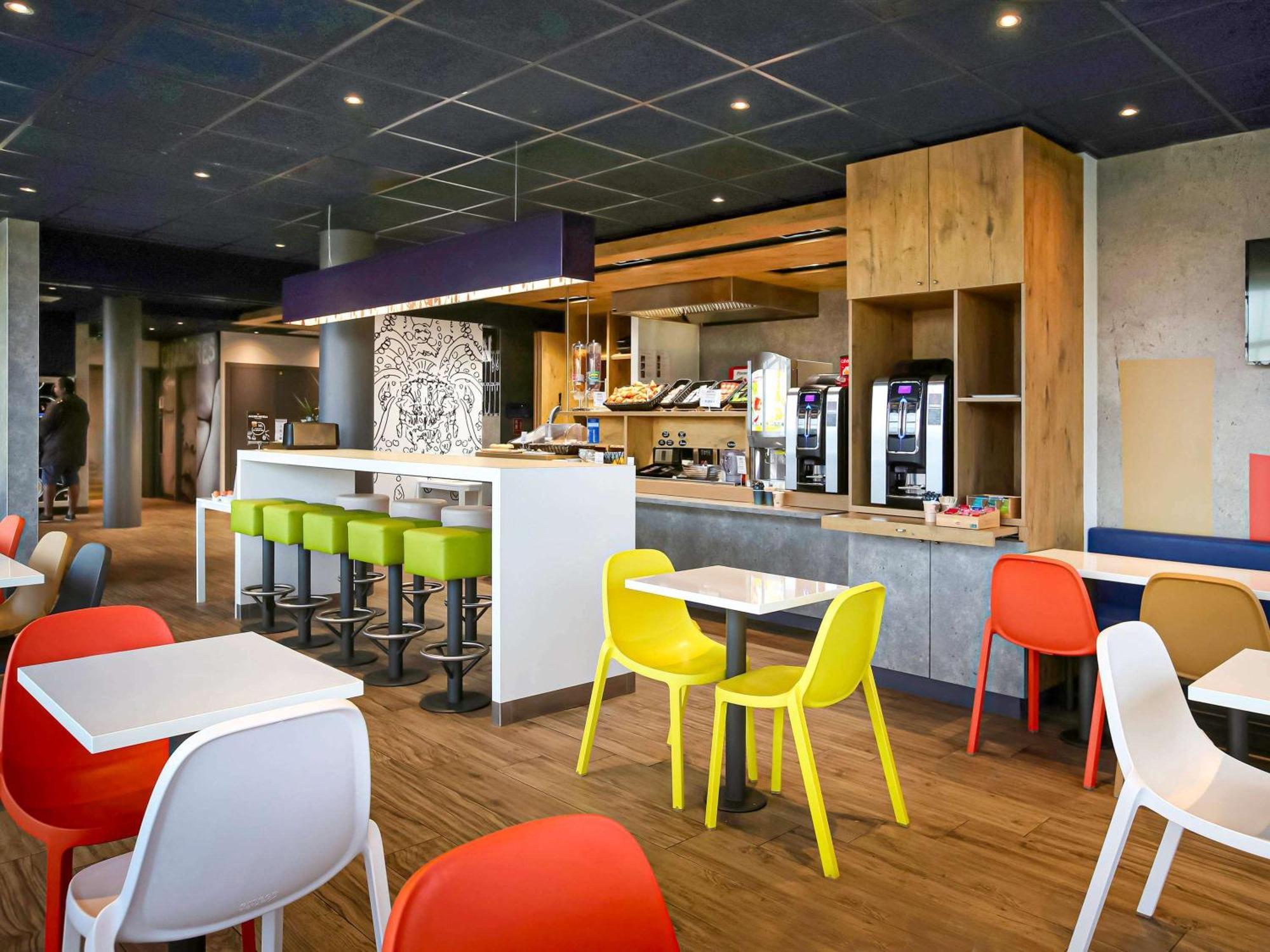 Ibis Budget Geneve Saint Genis Pouilly Exterior photo