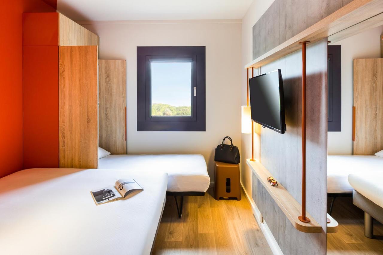 Ibis Budget Geneve Saint Genis Pouilly Exterior photo