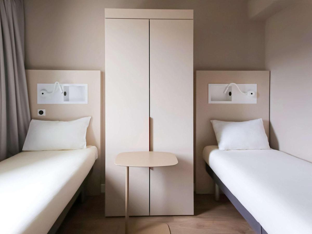 Ibis Budget Geneve Saint Genis Pouilly Exterior photo